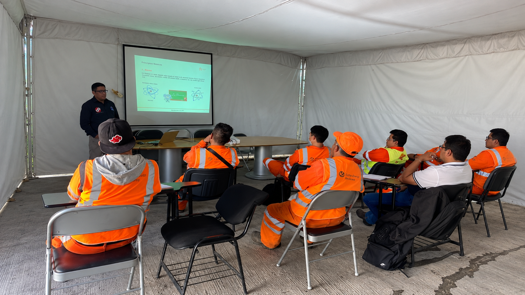 Registro de puesta a tierra con electrodo y conexión exotérmica en conductor de cobre desnudo, curso SPT de ICEA